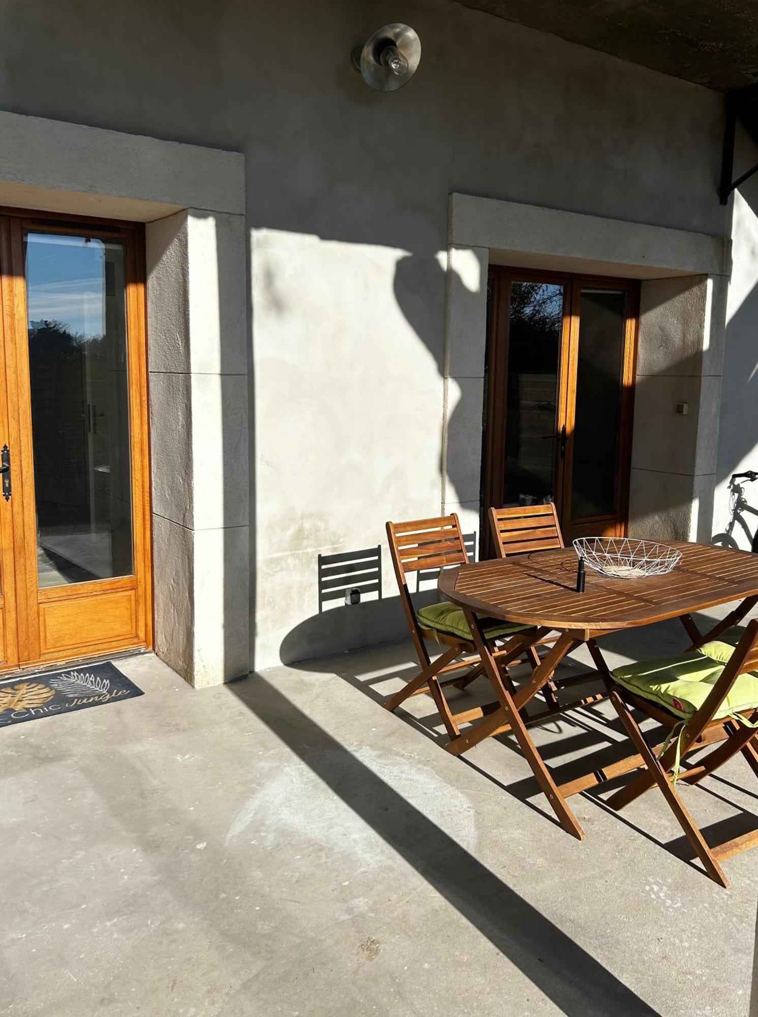 Superbe Appartement Dans Un Mas Nîmes Exteriér fotografie