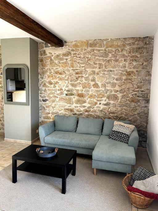 Superbe Appartement Dans Un Mas Nîmes Exteriér fotografie